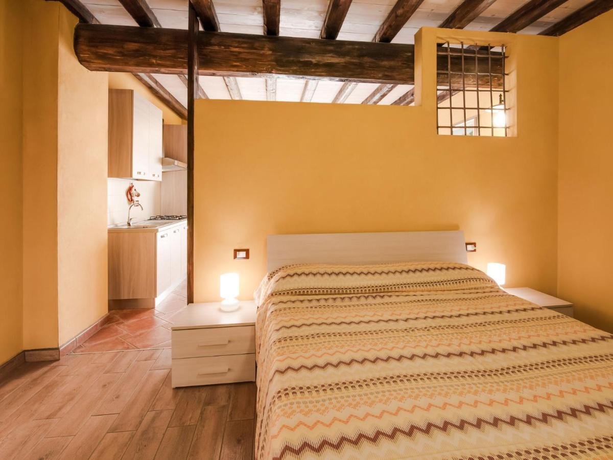 Cozy Chalet At Marone Lake Lombardy With Pool Extérieur photo