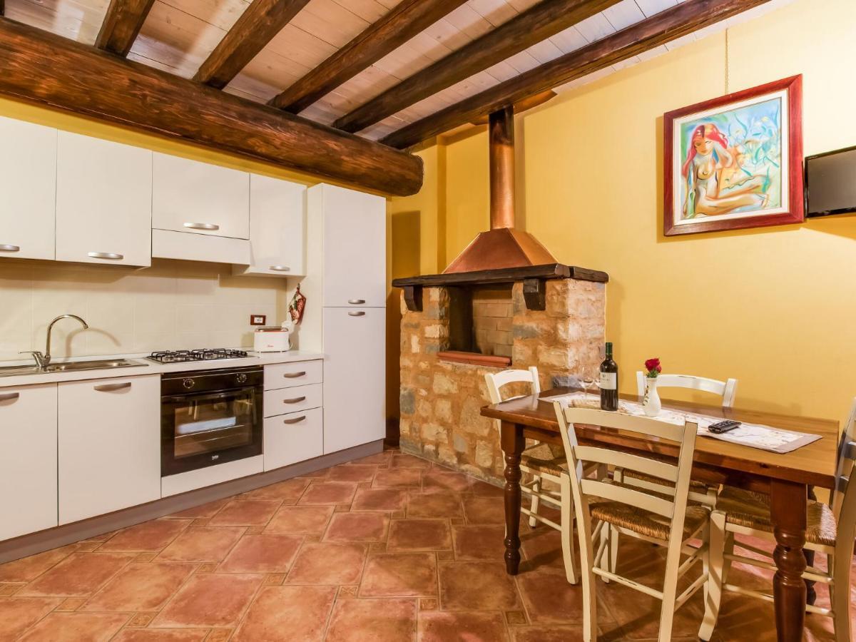 Cozy Chalet At Marone Lake Lombardy With Pool Extérieur photo