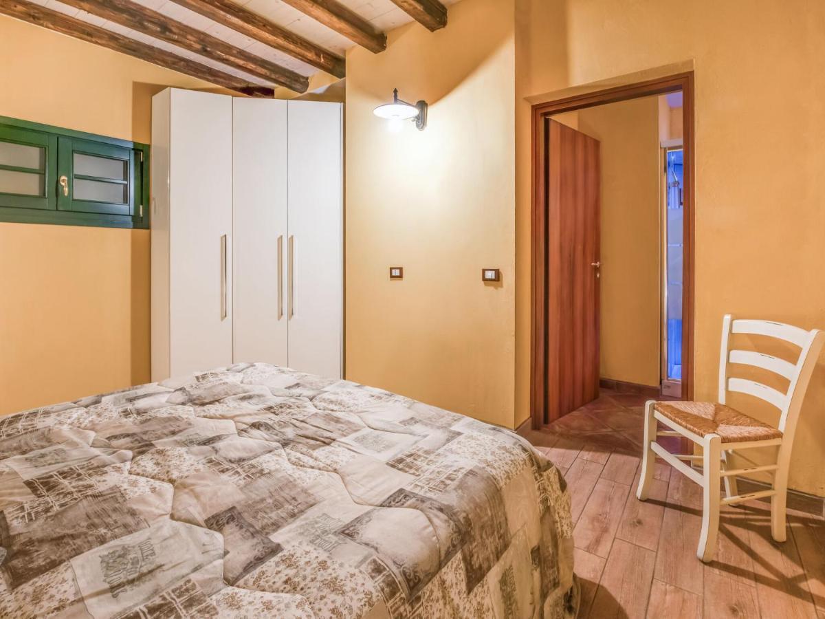 Cozy Chalet At Marone Lake Lombardy With Pool Extérieur photo