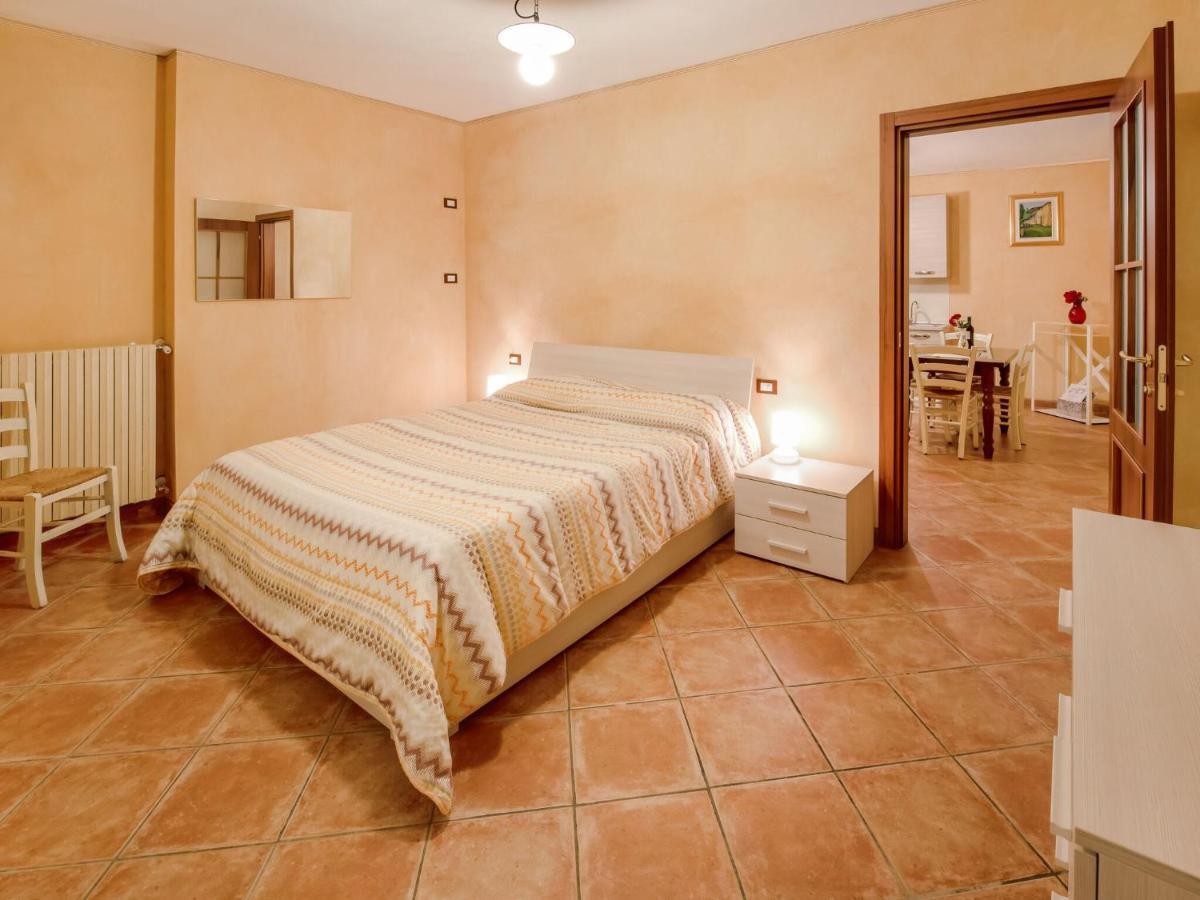 Cozy Chalet At Marone Lake Lombardy With Pool Extérieur photo