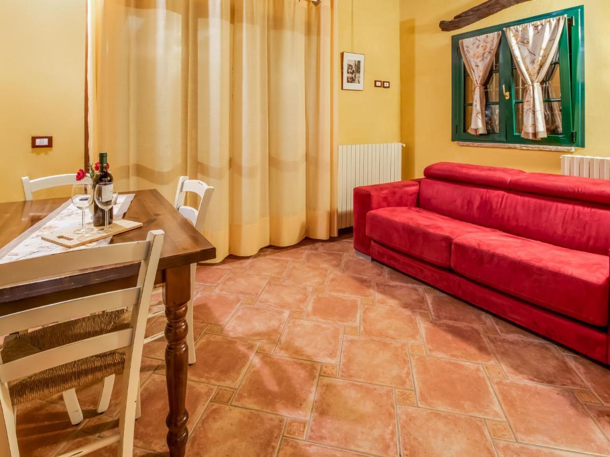 Cozy Chalet At Marone Lake Lombardy With Pool Extérieur photo