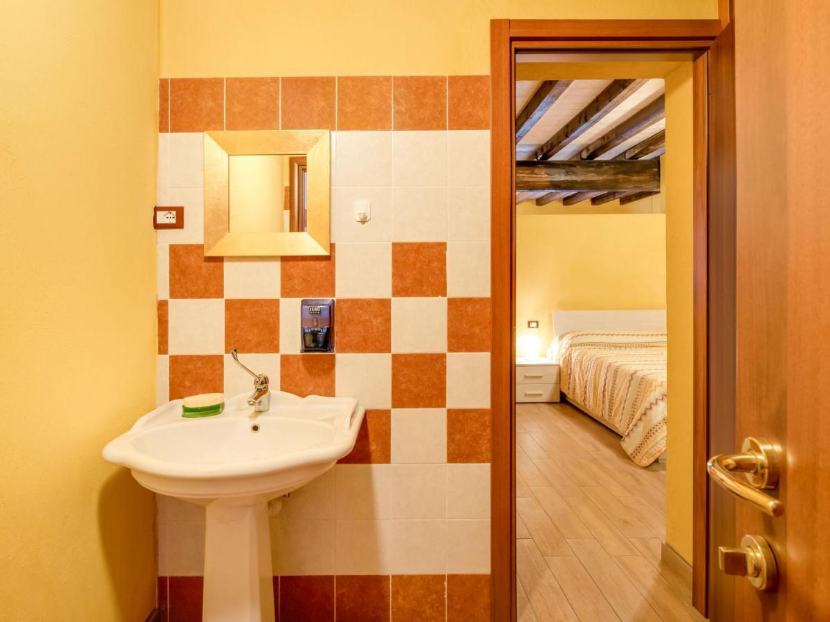 Cozy Chalet At Marone Lake Lombardy With Pool Extérieur photo